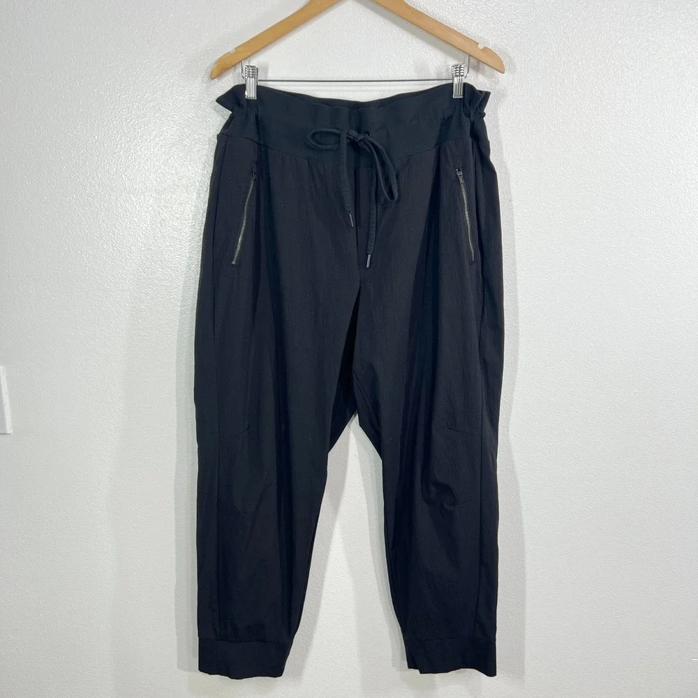 Athleta Trekkie North Jogger Pants Black Size 18 Hiking Travel Activewear Casual